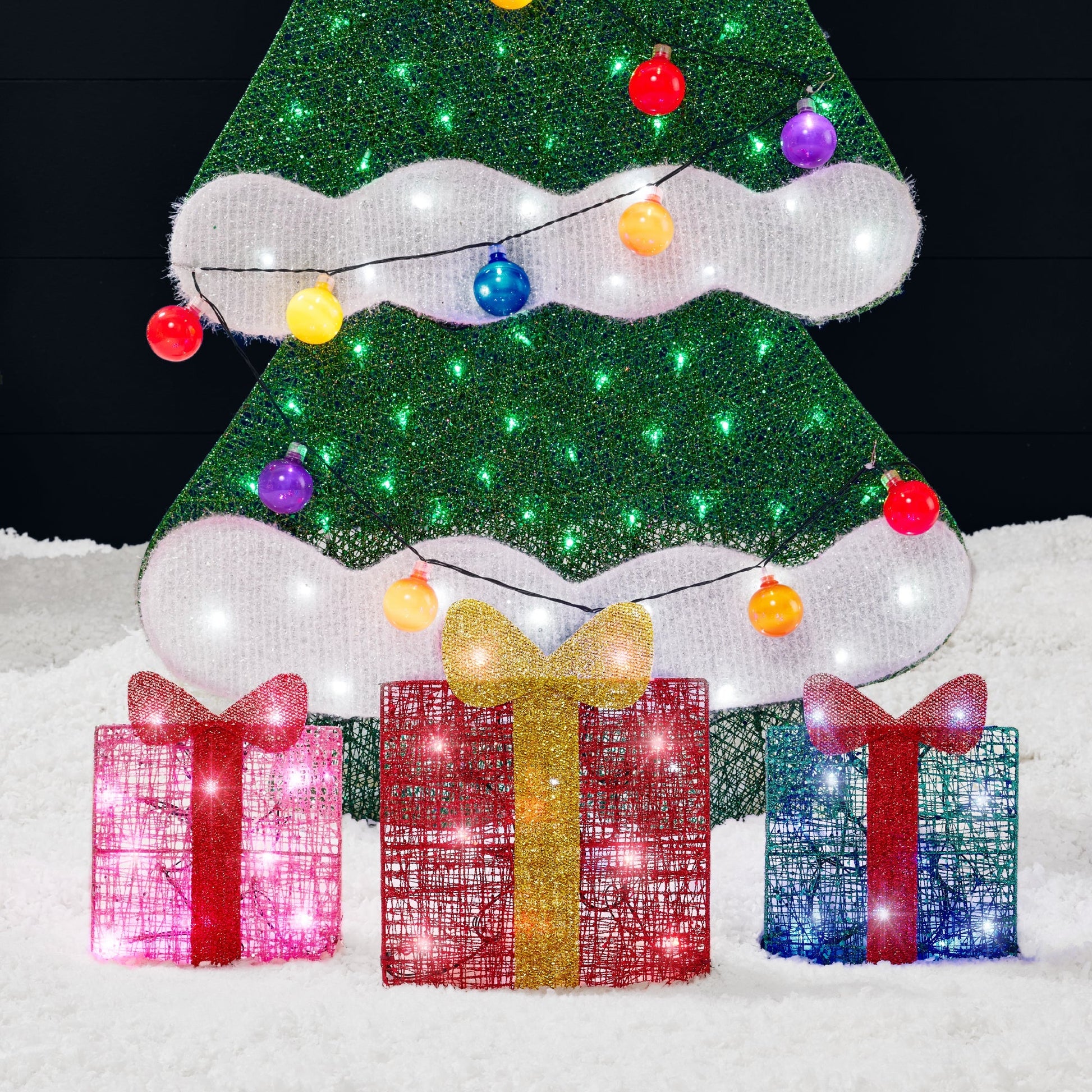 6ft Lighted 2D Christmas Tree Outdoor Decor w/ 170 LED Lights, 3 Gift Boxes